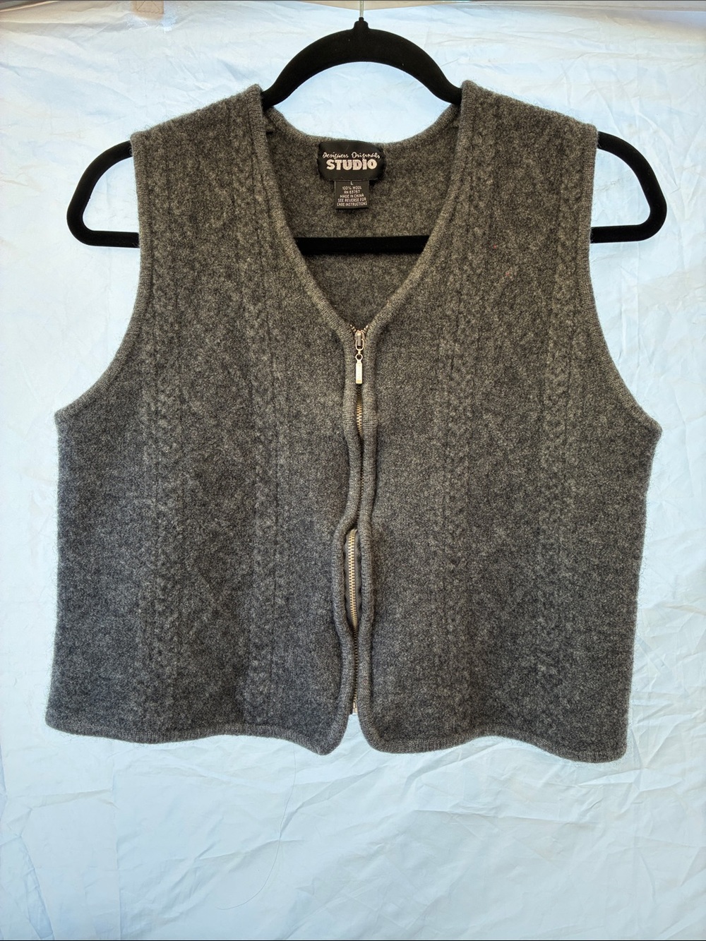 Vintage 100% Wool Zip-Front Vest in Gray | Women's Large